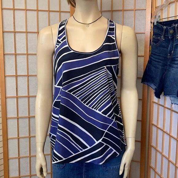 3/$20 Banana Republic Fancy Tank silk/cotton - Picture 1 of 8
